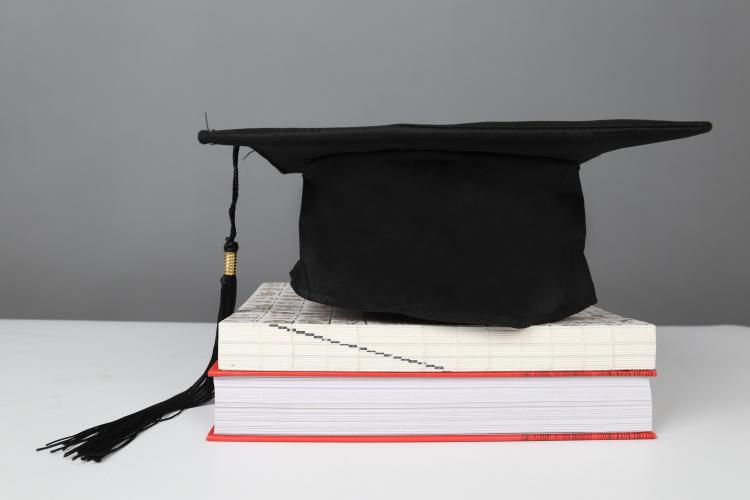 “媽媽，我不想考大學(xué)”兩個(gè)媽媽不同的回答