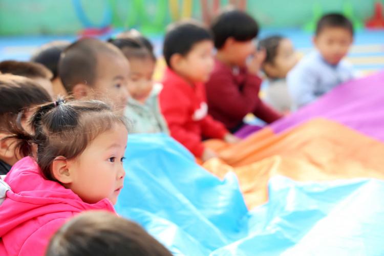 托育服務(wù)行業(yè)缺口高達百萬，日本、美國是如何解決托育難題？