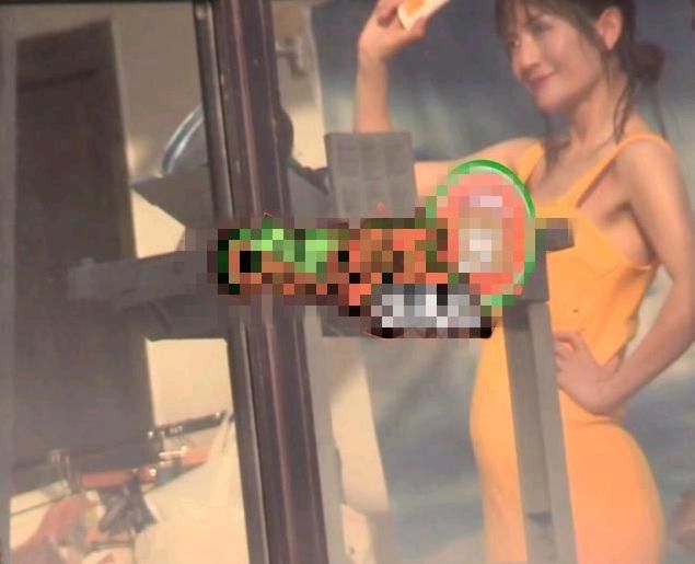 發(fā)福or懷孕？38歲謝娜拍廣告時小腹隆起 疑懷二胎