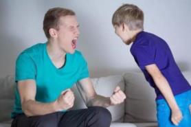 叛逆期愛頂嘴的孩子怎么教育？ 五招教你搞定孩子情緒