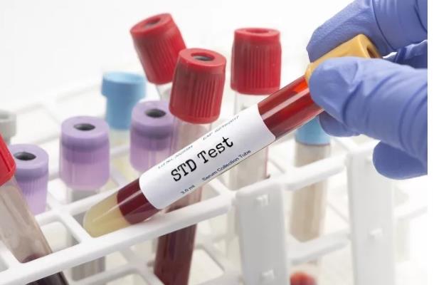 臍帶血存還是不存？對(duì)孩子有什么用？