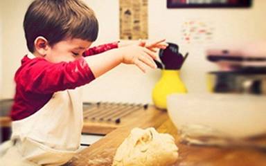 媽媽在這4方面越“懶”，教出來的孩子越優(yōu)秀