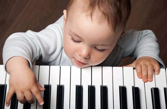 如何為孩子進(jìn)行音樂啟蒙教育？