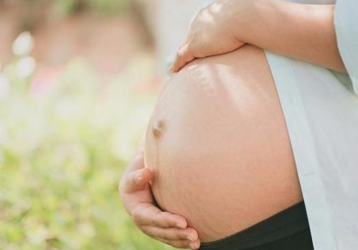 孕晚期，這3件事很關(guān)鍵，事關(guān)寶寶安危不能大意