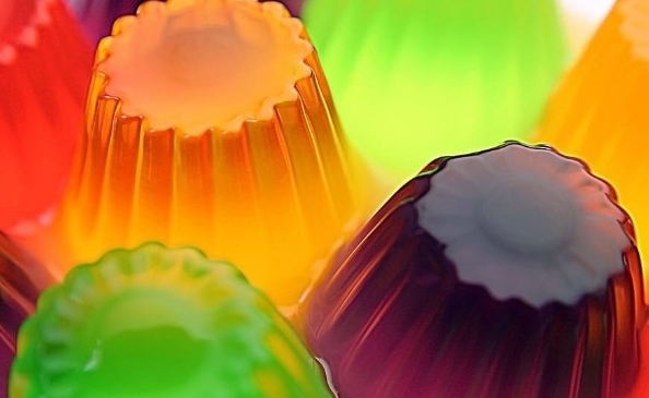 為什么不能給寶寶吃果凍？寶寶千萬(wàn)不能吃哪些食物？