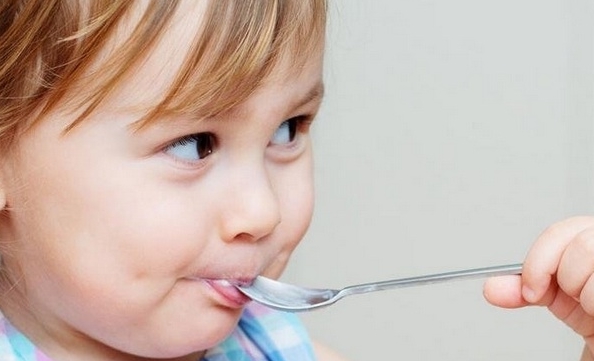 可以用肉湯喂寶寶嗎？寶寶吃什么輔食好？