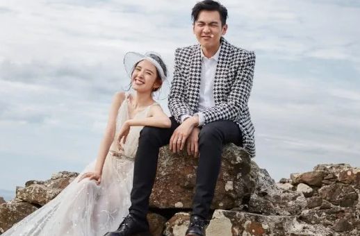 唐藝昕曬孕期愛游泳 準(zhǔn)爸爸張若昀更鐘愛美食