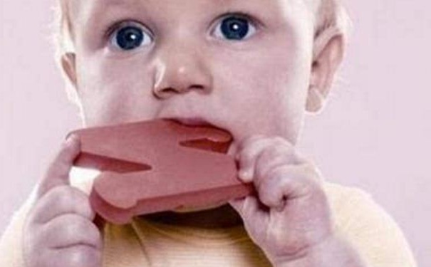 兒童異食癖的三個(gè)癥狀，家長(zhǎng)改如何預(yù)防？