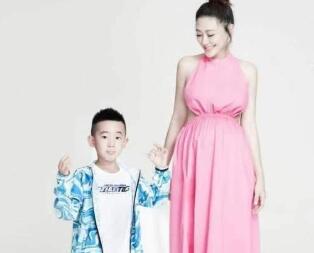 應(yīng)采兒首度公開二胎孕肚照 接近預(yù)產(chǎn)期精神狀態(tài)好