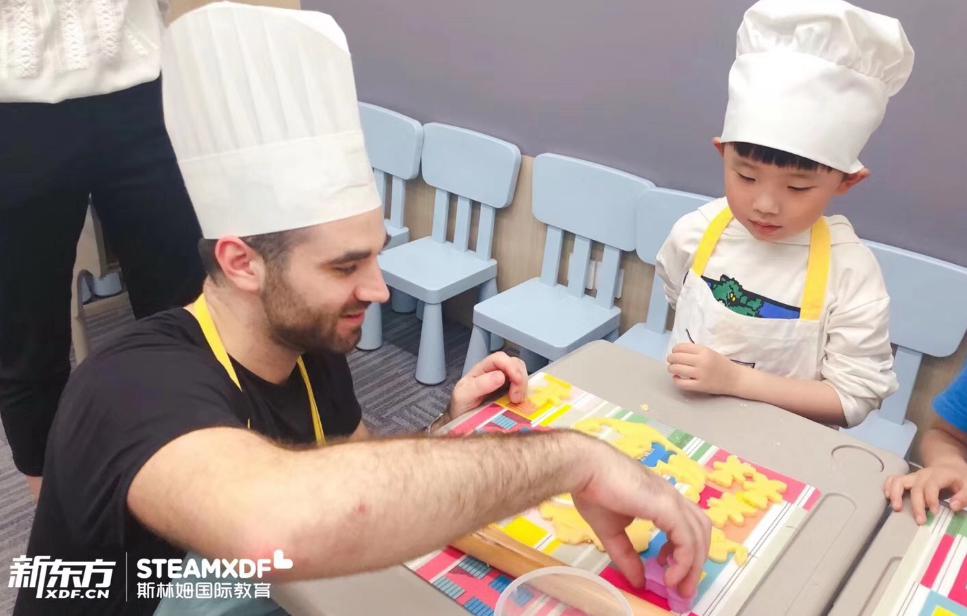 上海少兒科學(xué)培訓(xùn)課程怎么選？斯林姆引導(dǎo)孩子從生活中找科學(xué)