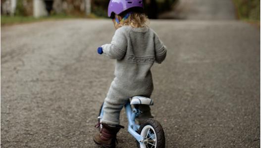 6月1日將嚴查“一盔一帶“ 你選購的兒童頭盔是否達標