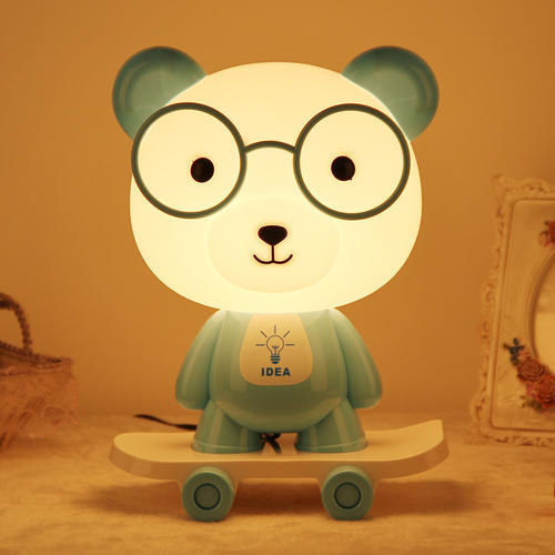 預防近視的學習用品 兒童護眼燈怎么選