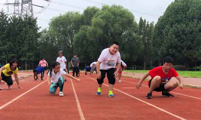 開(kāi)學(xué)后孩子超重被嘲笑 科學(xué)減肥做到這10項(xiàng)