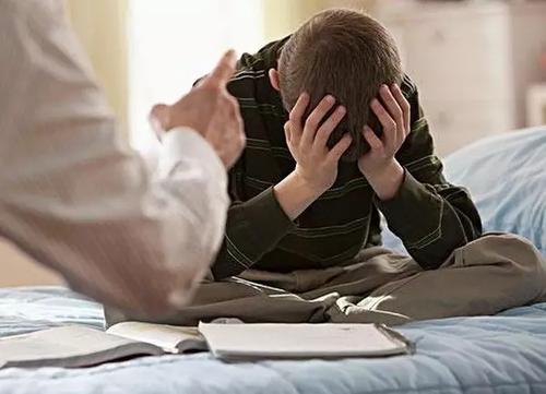 6歲之前這4件事千萬(wàn)別逼孩子 越容易事與愿違