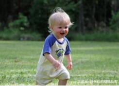 寶寶打父母的臉 背后隱藏著的“嬰兒心理學”