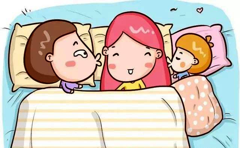 寶寶睡覺(jué)哪種更好 左右側(cè)睡還是躺著睡？