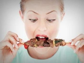 給寶寶吃肉 要注意這3點(diǎn)吃錯(cuò)了傷脾又積食