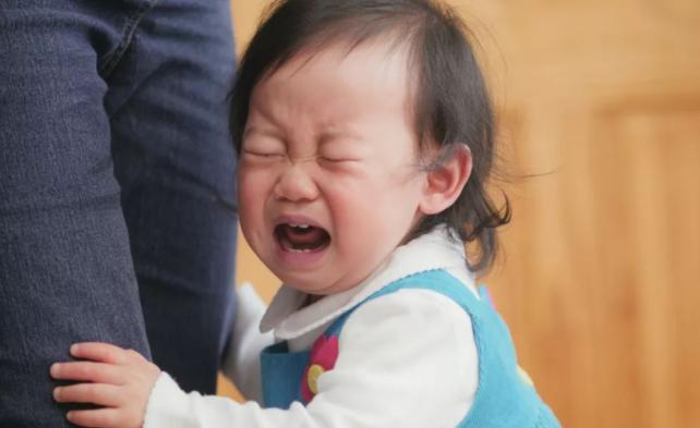 孩子任性、不聽話？爸爸媽媽的這三種行為有很大關系