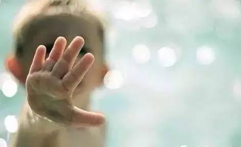 幼兒園之前 家長要教會孩子自我保護(hù)