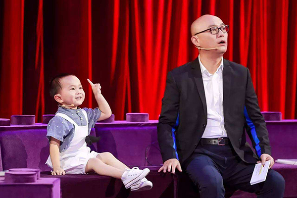 五歲萌娃詩詞儲備超成人，別人家的奶奶從沒讓人失望過！