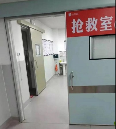 廣西兩歲女孩被勒脖窒息身亡，罪魁禍?zhǔn)拙故沁@件衣服