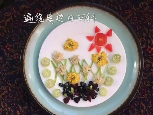 80后寶媽自創(chuàng)“詩詞早餐”，網友羨慕表示：想學