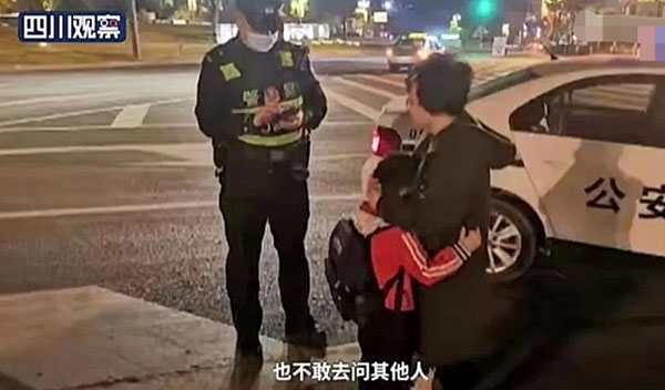 五歲男孩跟媽媽走丟，暴走兩小時的真相令人哭笑不得