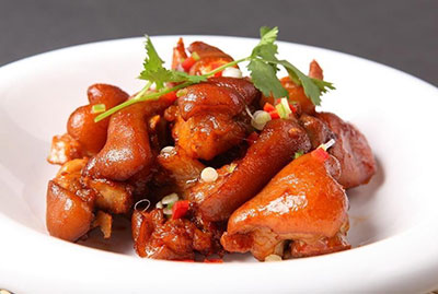 兩碗紅燒豬蹄下肚，杭州一孕婦直接進了ICU