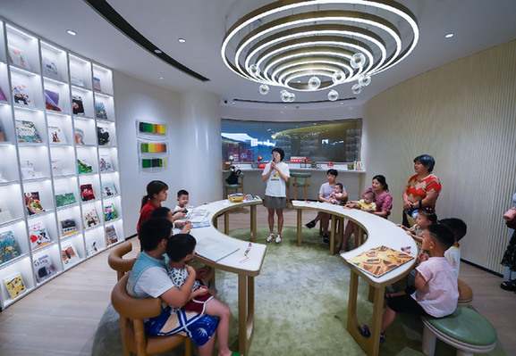 新手父母陷入“天價”母嬰消費陷阱