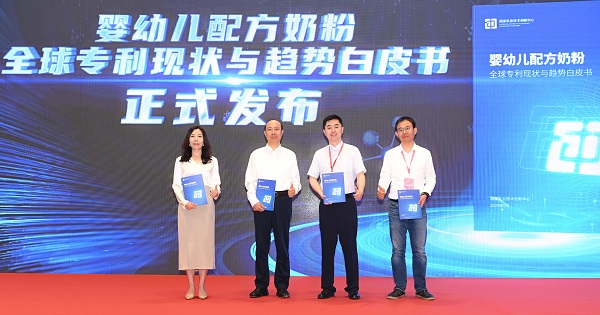 科技創(chuàng)新力“遙遙領(lǐng)先”！金領(lǐng)冠以“中國(guó)專利配方”助推科技興國(guó)