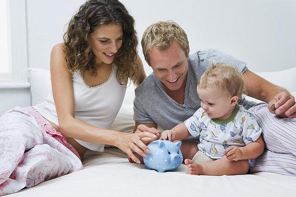 摒棄暴力教育，守護(hù)孩子健康成長