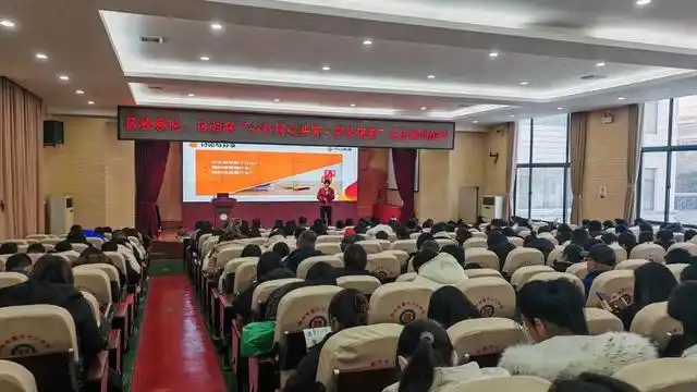 點亮成長“心燈”！武漢理工研支團(tuán)開展“信語述心言”書信交流活動