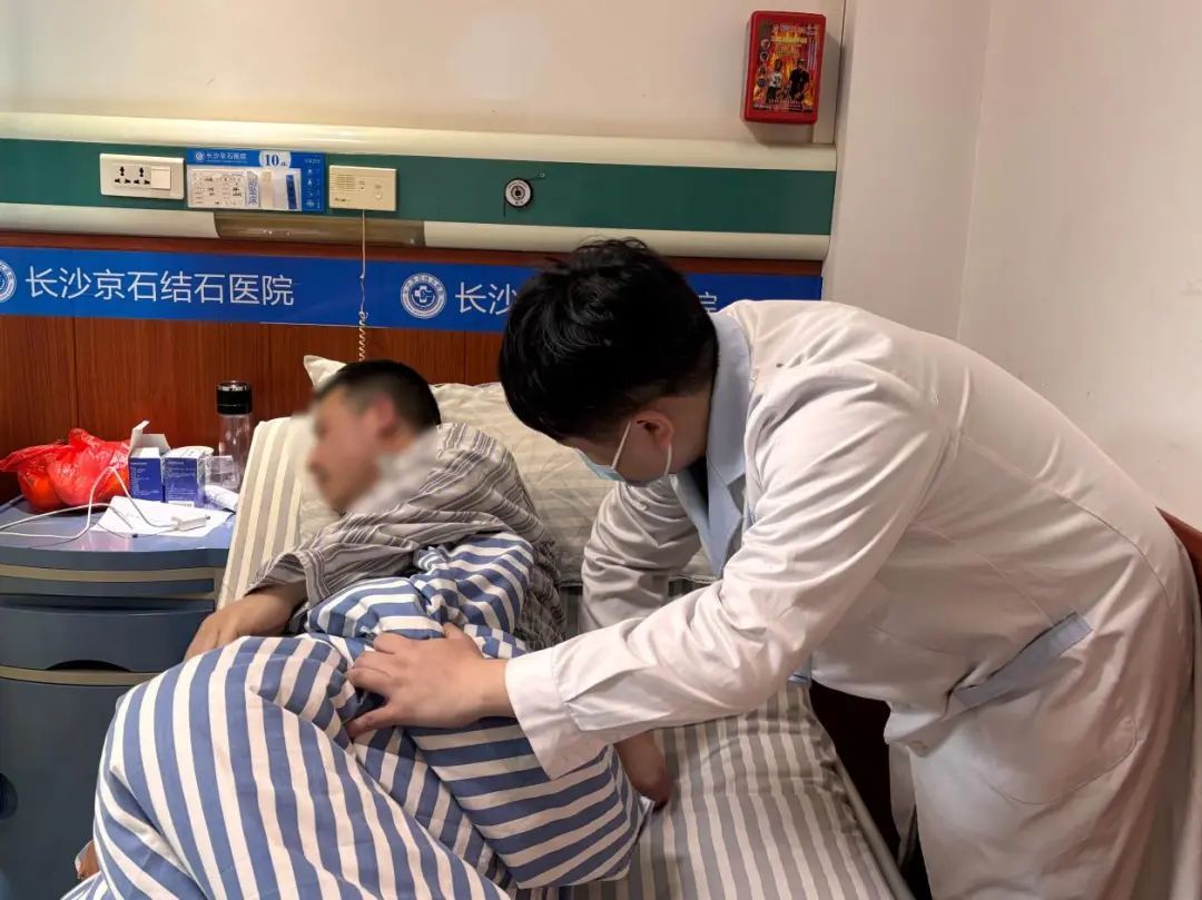 腰痛到嘔吐，竟是“潛伏”4年的它發(fā)作了！醫(yī)生：這些生活習(xí)慣趕緊改